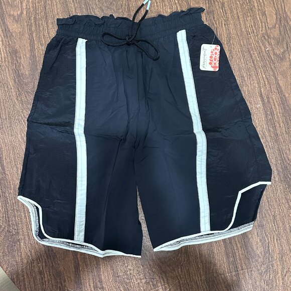 Free People Champ Is Here Shorts Black Size XS - NWT - Picture 6 of 8